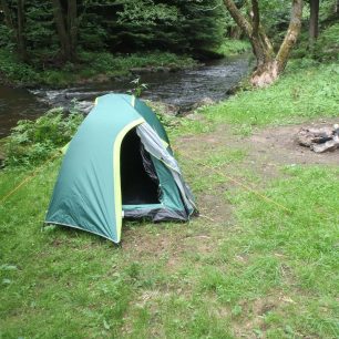 Testování stanu Coleman® Kobuk Valley 2 u řeky Svratky.