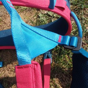 Elastický díl na nohavičkách sedáku Edelrid Jayne III.