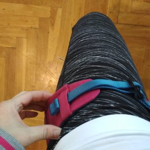 Nastavení nohaviček i pasu je velmi jednoduché a nepovoluje se.