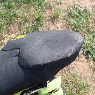 Ostrá hranka a silná lepička na lezečkách Red Chili Voltage.