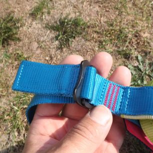 Zakončení popruhu na sedáku Edelrid Jayne III.