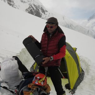 Horolezec Radek Jaroš vozí na expedice karimatky Yate už dlouhá léta - Annapurna 2012.