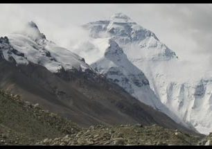 Dálnice až k úpatí Everestu