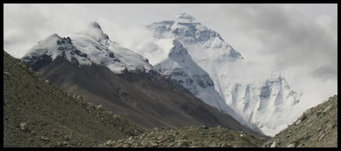 Dálnice až k úpatí Everestu