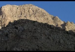 Pohoří Dena aneb trekking po íránsku