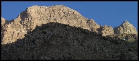 Pohoří Dena aneb trekking po íránsku