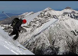 Skialpinistický a lezecký výlet na Chatu pod Rysmi