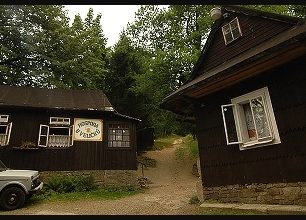 Na pivko k Veličkům, s kamenem na Ivančenu