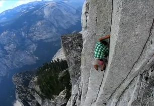 Alex Honnold a boulder Too Big to Flail + VIDEO