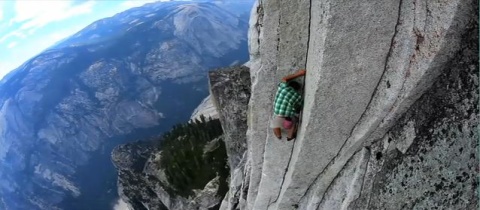Alex Honnold a boulder Too Big to Flail + VIDEO