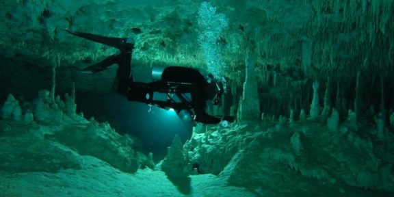 Úspěch českých speleopotápěčů v Mexiku