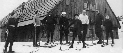 Příběh Erlebachovy boudy – recenze