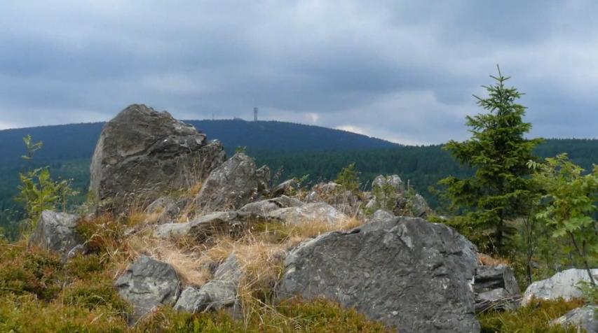 Krušné hory: lyžařská sezóna končí, ta turistická začíná