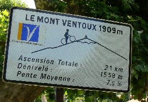 Mt. Ventoux: I cyklisté mají svá poutní místa