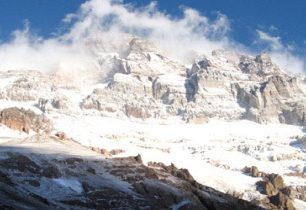 V průběhu je zimní expedice na Aconcaguu