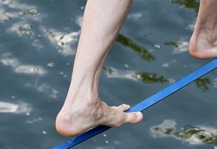 POZOR PŘESUN: slackline 19. června na Letné