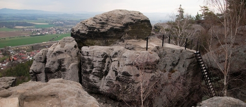 Skalní hrad Drábské světničky