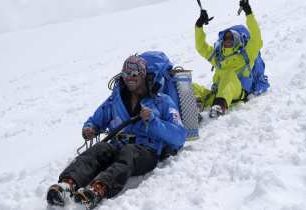 Neviditelná hora: výstup na Elbrus beze zraku
