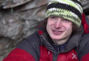Adam Ondra po delší době oblékl dres se závodním číslem a vyhrál!