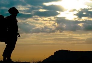 Severovýchodním hřebenem Moravskoslezských Beskyd na kole nebo po svých? 