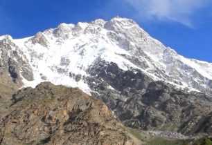 Sólový pokus, velký polský tým a ambiciózní Italové. Ti všichni chtějí na Nanga Parbat!