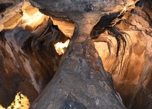 Vstupte do podzemí - Zpřístupněné jeskyně České republiky
