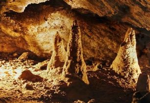 Zbrašovské aragonitové jeskyně – krasový poklad na hranicích Hané + VIDEO