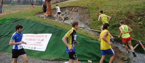 Poběžte za portášem v Čeladné. Rodina je kompletní