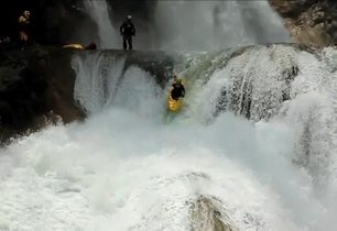 Když se kajakářům zrovna nedaří, dost je to bolí!