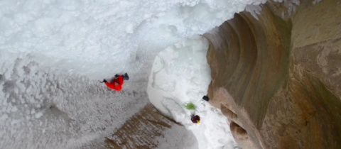 Kde najít led uprostřed pouště? V Utahu!