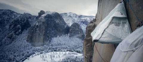 Novinky z Yosemit: Klíčový pokrok v „Dawn Wall“ a volný přelez „Muir Wall“