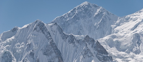 Chtěli byste se proletět balónem nad Everestem? Můžete, tak neváhejte!