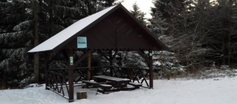 Odpočívadlo pod Tanečnicí nedaleko Pusteven