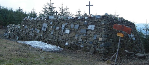 Mohyla Ivančena v Moravskoslezských Beskydech