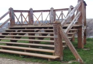 Za výhledem na nejmenší rozhlednu v Praze