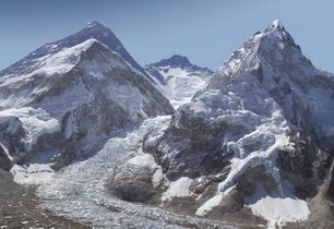Navzdory nepálské tragédii třikrát na Mount Everest! Virtuálně
