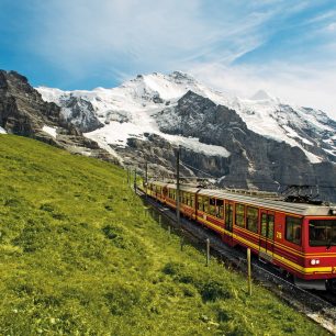 Vlakem až nad mraky – Jungfraujoch