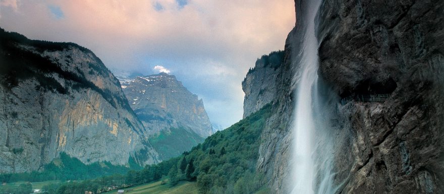Nad údolím vodopádů – Lauterbrunnen