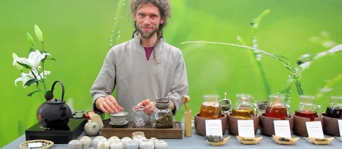 Tomáš Rajnoch: Hory v šálku čaje (Sál kreativních workshopů, SO 10:00 - 11:00 a NE 11:30 - 12:30)