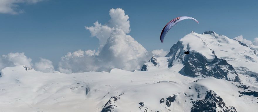 X-Alps – 1000 km přes Alpy na paraglidu i pěšky