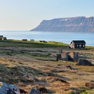 Island pod stanem – trekování zemí ohně a ledu