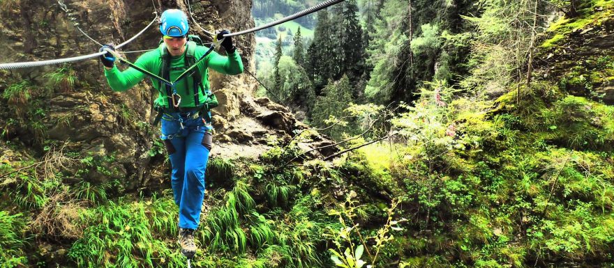 NE 13:30 - 15:00 (sál extrémů) Vojta Dvořák: 7 tipů na feraty