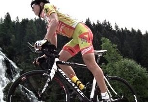 SO 19:30 - 20:30 (cestovatelský sál) Dan Polman: Praha - Sněžka - přes nejvyšší vrcholy všech 14 českých krajů na kole a pěšky za 98 hodin