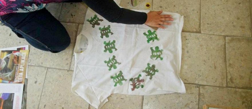 Adinkra. Razítkovací zdobení z Ghany (Sál kreativních workshopů, NE 13:00 - 14:00)