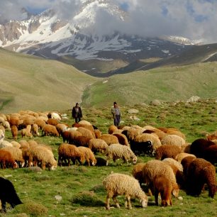 Petr Štětina: Íránskou přírodou a venkovem