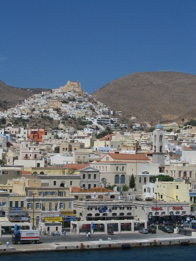Syros je správním centrem Malých Kyklad (foto: B. Rambousková)
