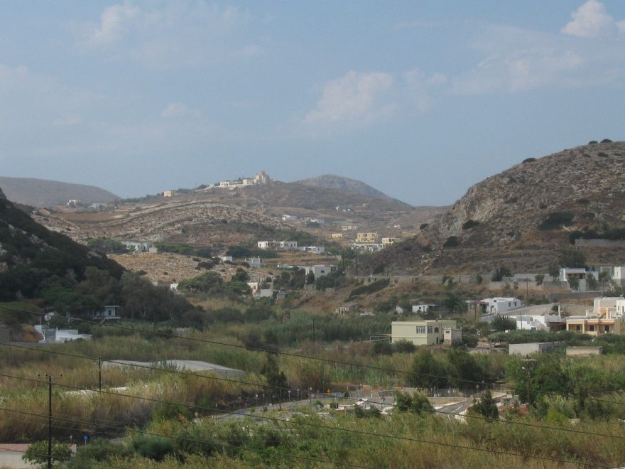 Krajina na ostrově Syros (foto: B. Rambousková)