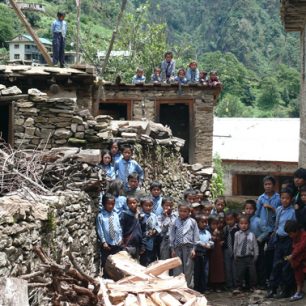 Školáci v Balase, Nepál