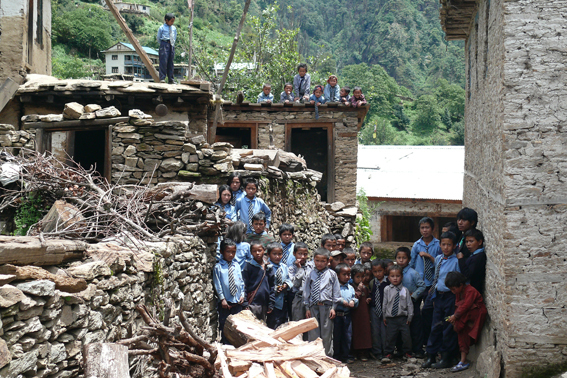 Školáci v Balase, Nepál