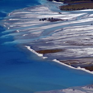 Delta řek Rees a Dar River ústící do severního konce Lake Wakatipu, Nový Zéland
